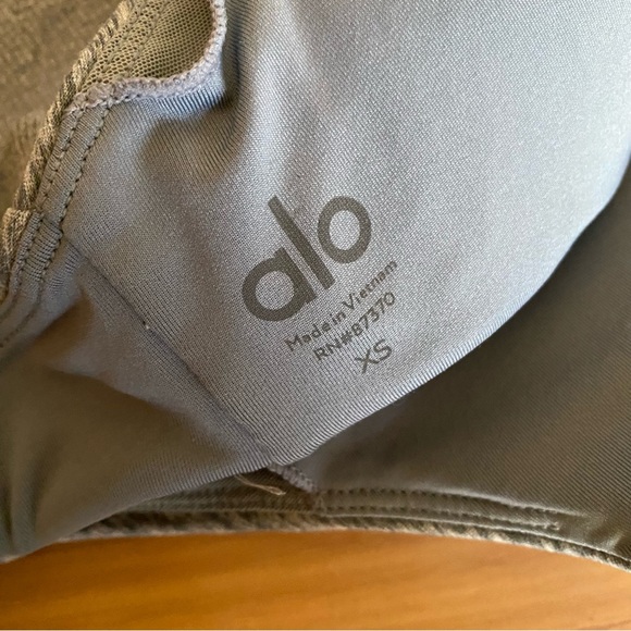 Alo Yoga Alosoft Lavish Bra Blue Haze Heather - Picture 6 of 8